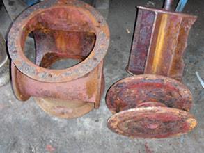 Corrosion damage of the stator and end covers of the vacuum pump